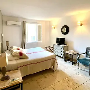 Apartment Un Coin De Luberon, LʼIsle-sur-la-Sorgue